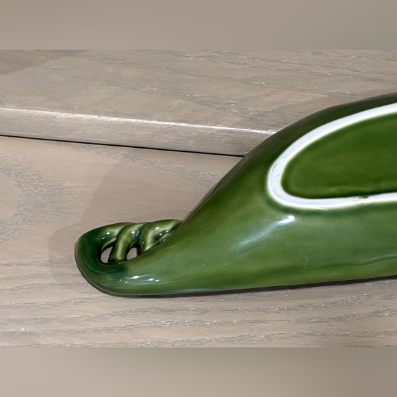 Pottery Barn Garden Crudite Pea Pod Serving Platter 19” - Picture 5 of 9